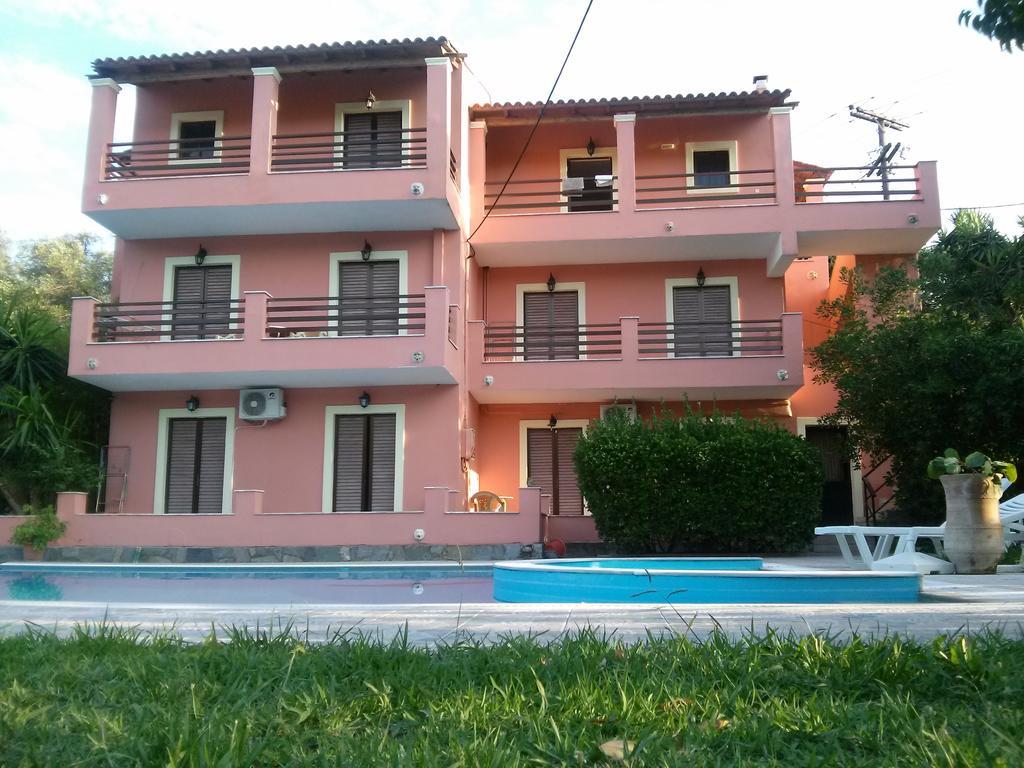 Stathis Apartments ดัสเซีย ภายนอก รูปภาพ