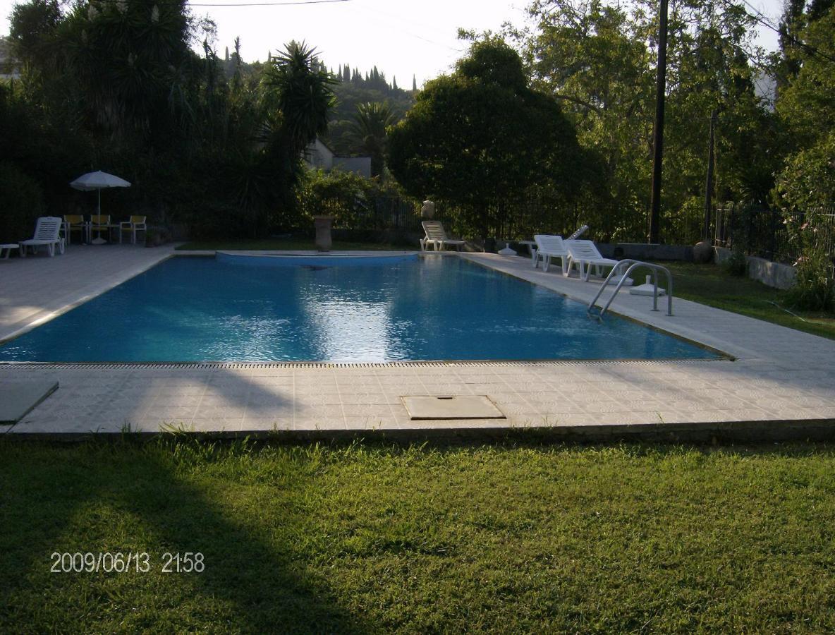 Stathis Apartments ดัสเซีย ภายนอก รูปภาพ